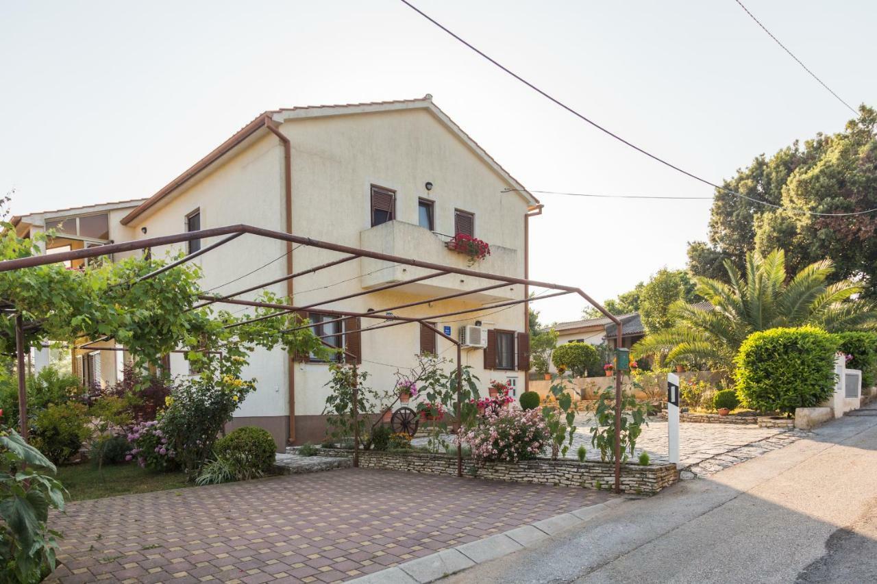 Apartment Softić Pula Zewnętrze zdjęcie