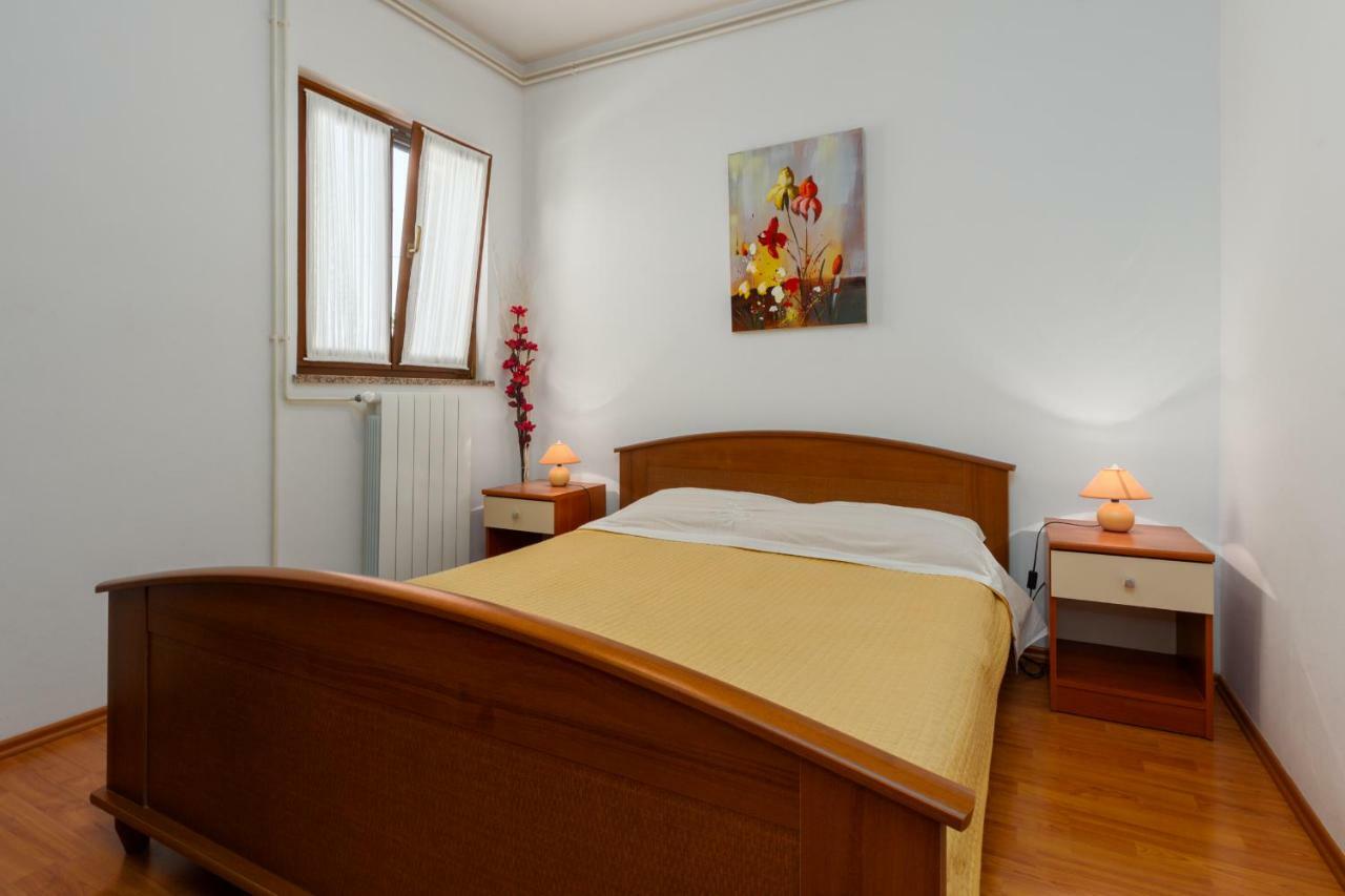 Apartment Softić Pula Zewnętrze zdjęcie